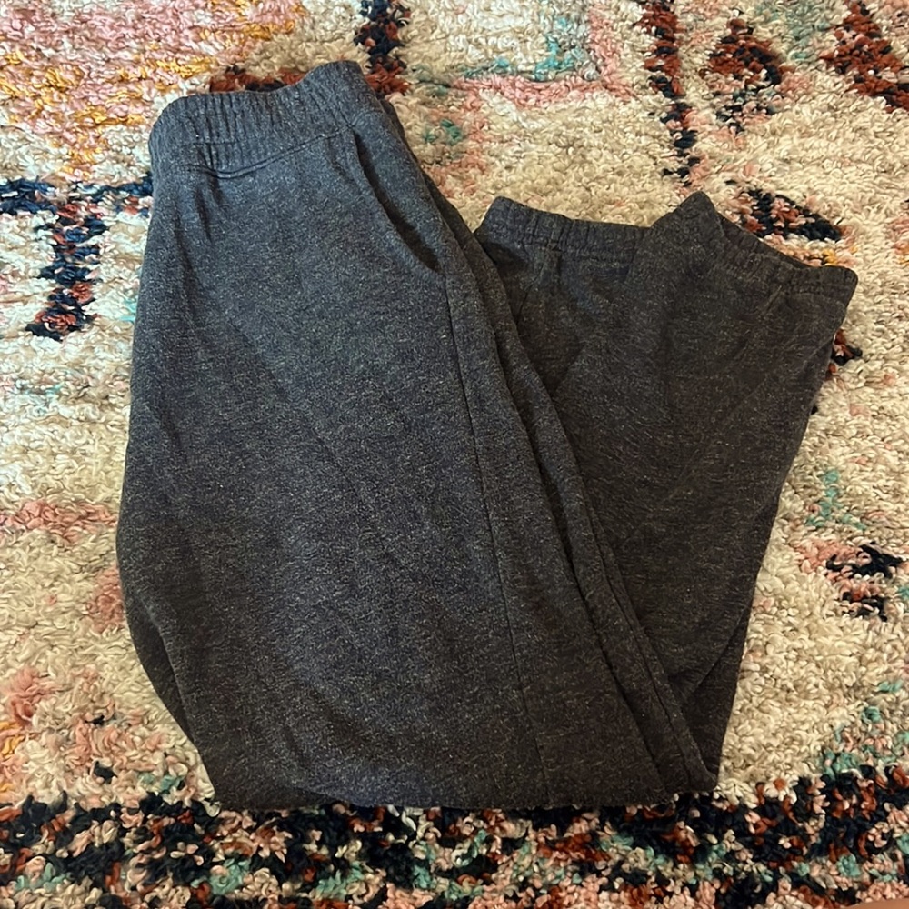 American eagle dark grey joggers, size small